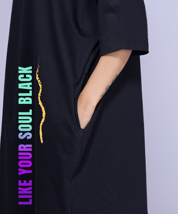 Like Your Soul Black Oversized Pocket Tee